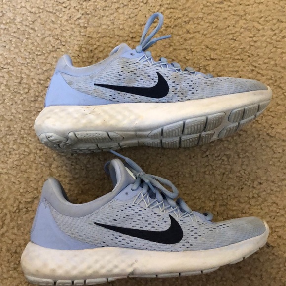 Nike Skyelux Shoe - Picture 2 of 2